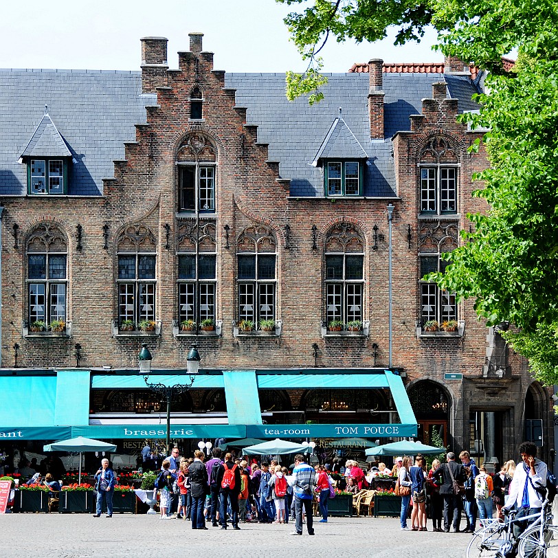 DSC_7412 Woher der Name Brugge (Brügge) stammt, ist nicht exakt bekannt. Möglicherweise ist es eine Verballhornung des keltischen Namens für den inzwischen kanalisierten...