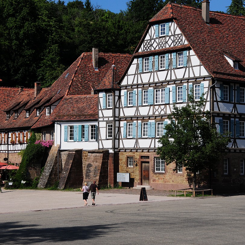 DSC_4572 Das Kloster Maulbronn ist eine ehemalige Zisterzienserabtei in der Ortsmitte von Maulbronn an der südwestlichen Seite des Strombergs, der sich im Kraichgau...