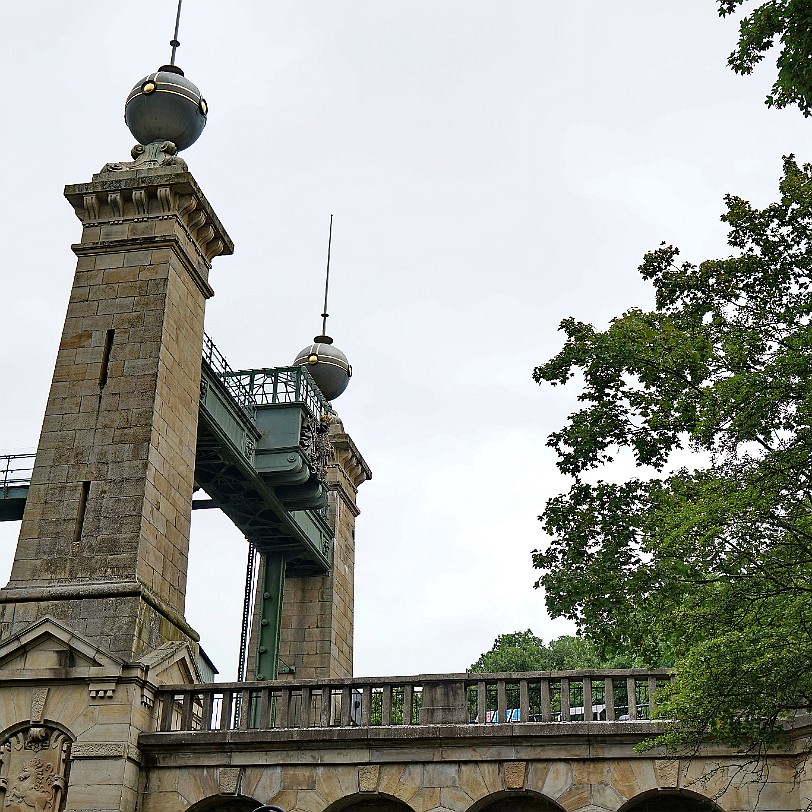 DSC02926 Schiffshebewerk Henrichenburg Das alte Schiffshebewerk Henrichenburg von 1899 und das neue von 1962 liegen nur wenige hundert Meter voneinander entfernt und...