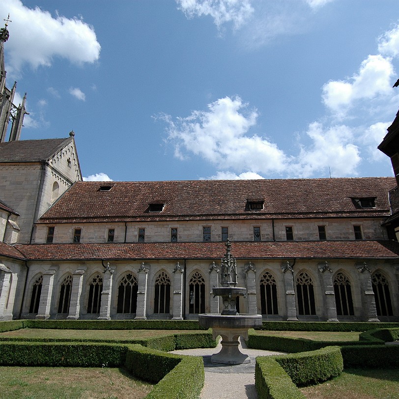 DSC_5579 Der Bau der Klosteranlage im ausgehenden 12. und beginnenden 13. Jahrhundert mit Kirche, Kreuzgang und den anschließenden Gebäuden folgte den Maßstäben der...