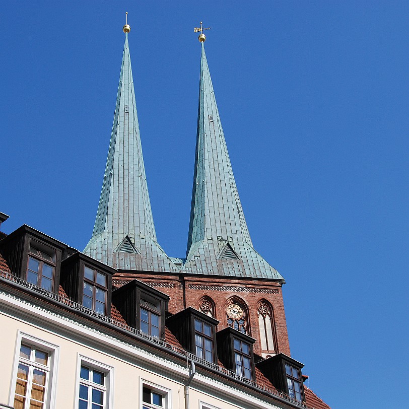 DSC_1390 Berlin, Nikolaiviertel Das Nikolaiviertel liegt in Berlin-Mitte, am östlichen Ufer der Spree zwischen dem Fluss, der Rathausstraße, der Spandauer Straße und dem...