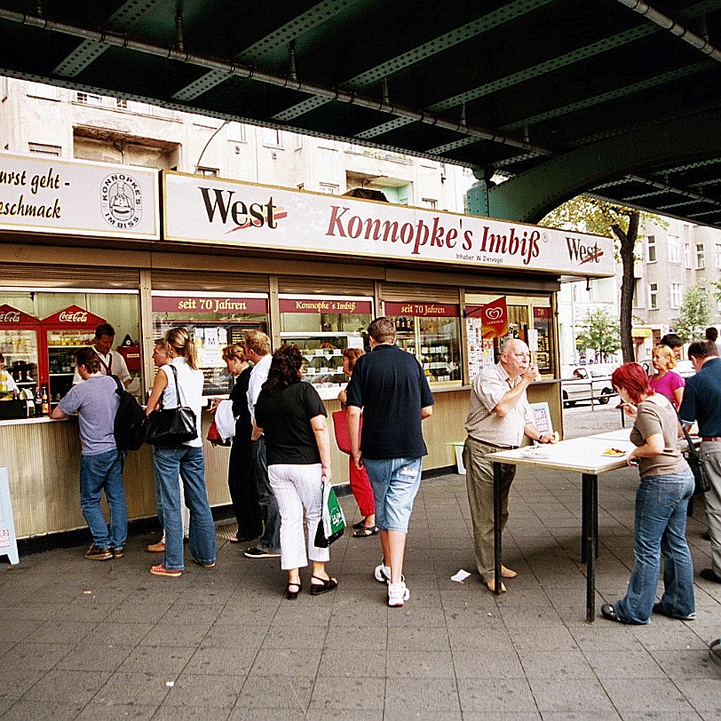 Berlin [009] Berlin, Konnopkes Currywurst
