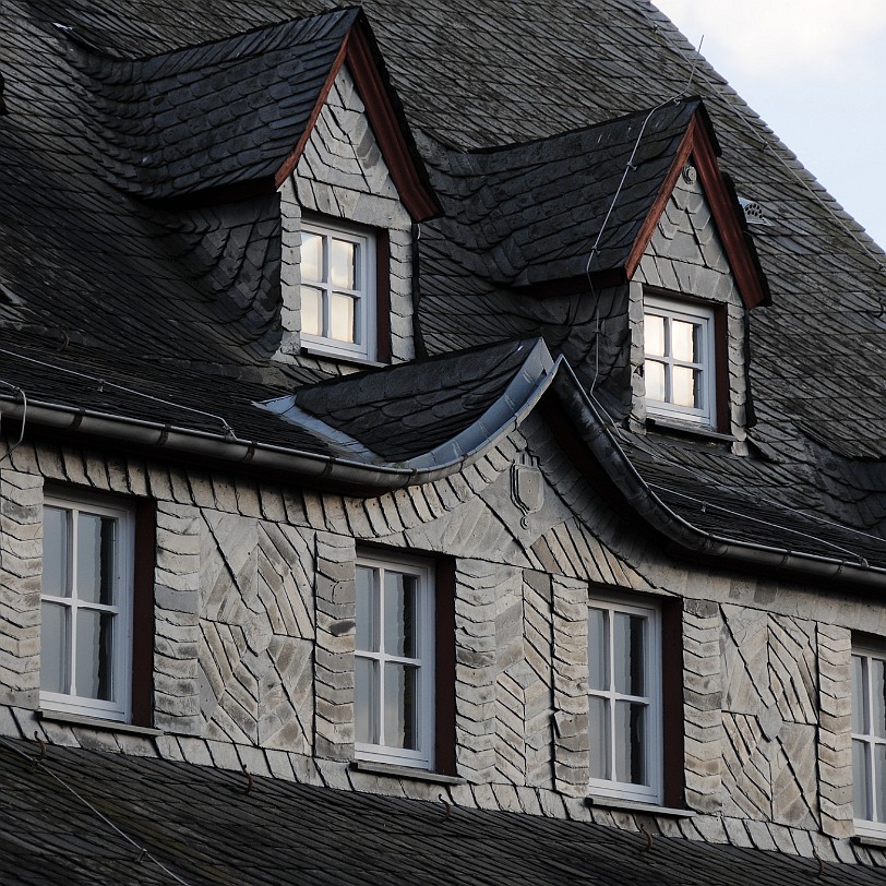 DSC_8700 Die Kyrburg, auch Kirburg genannt, ist eine Burgruine zwischen dem Nahetal und dem Hahnenbachtal hoch über der Stadt Kirn im Landkreis Bad Kreuznach in...