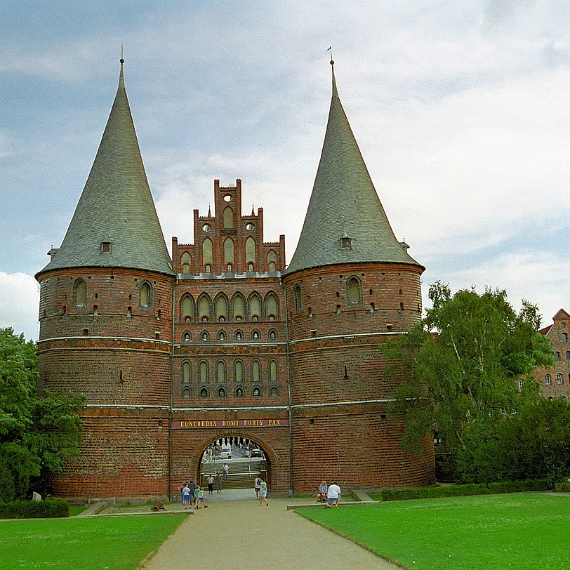 Luebeck [014] Lübeck, Schleswig-Holstein, Holstentor