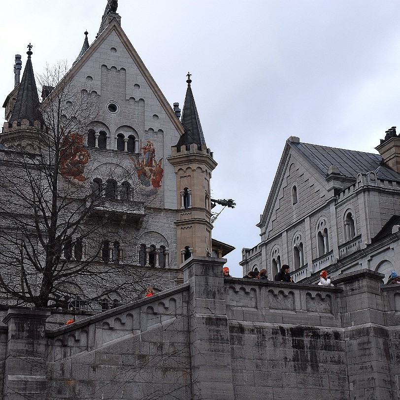 DSC_0444 Deutschland, Bayern, Füssen, Schloss Neuschwanstein Ursprünglich befanden sich an der Stelle des heutigen Schlosses die Burgen Vorder- und Hinterhohenschwangau,...