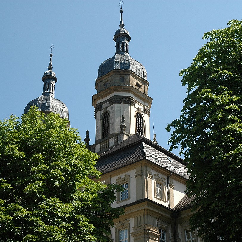 DSC_5476 1157 von Maulbronner Zisterziensermönchen gegründet, von Abt Benedikt Knittel Ende des 17. Jahrhunderts im prachtvollen Barock neu erbaut, blickt die...