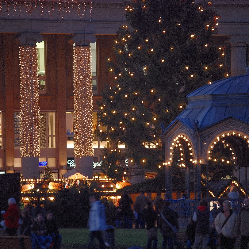 DSC_0044 Baden-Württemberg, Stuttgart, Weihnachtsmarkt, Königsbau