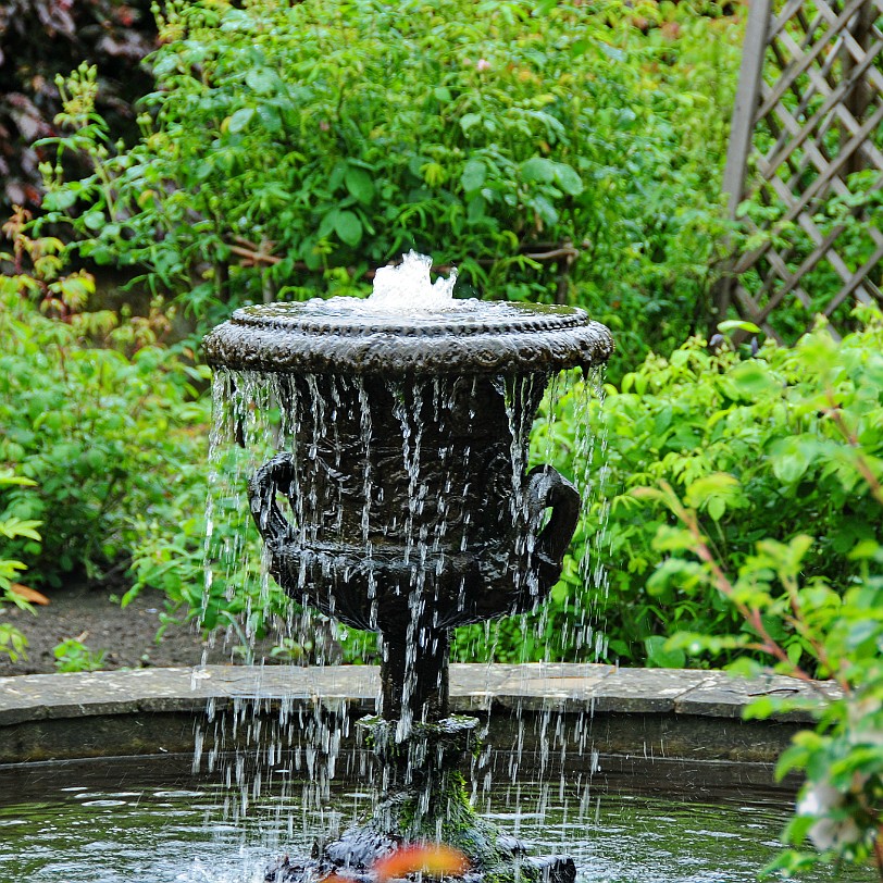 DSC_8482 Designed by Christopher Wren Newby Hall was built between 1691-1695 and shortly afterwards the owner, Sir Edward Blackett, commissioned Peter Aram as head...