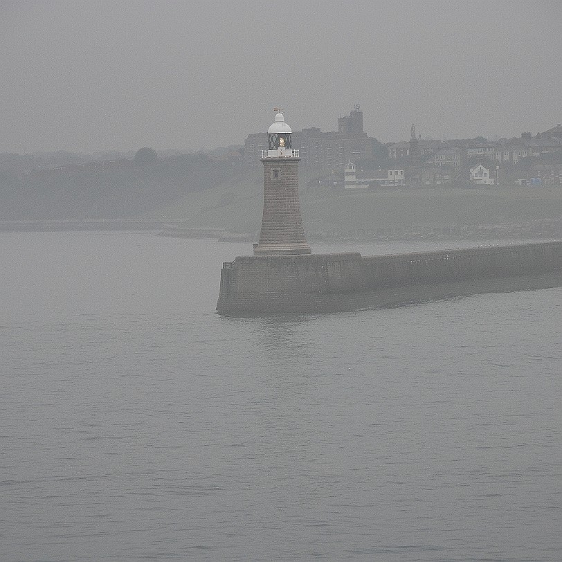 DSC_1833 Schottland, Newcastle, Hafen An der Stelle, an der heute die Stadt erbaut ist, stand früher Pons Aelii, eine der römischen Festungen entlang des Hadrianswalles....