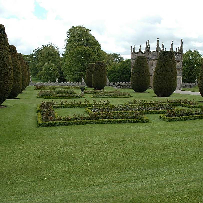 [D-0707] Bodmin, Lanhydrock Castle & Garden, Cornwall, Großbritannien,Erstbau 1694