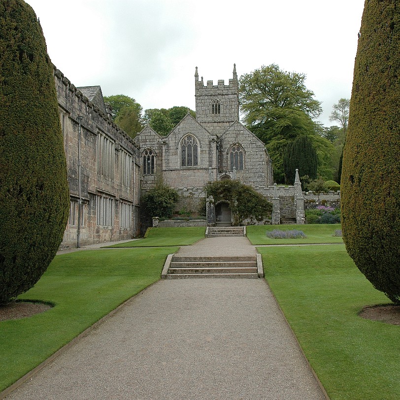 [D-0708] Bodmin, Lanhydrock Castle & Garden, Cornwall, Großbritannien,Erstbau 1694