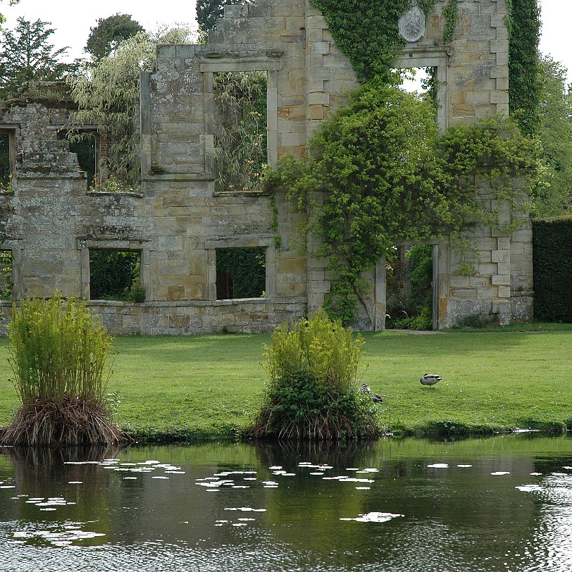 [D-0185] Grossbritannien, England, Kent, Scotney Schloß, Garten, Scotney Castle Garden