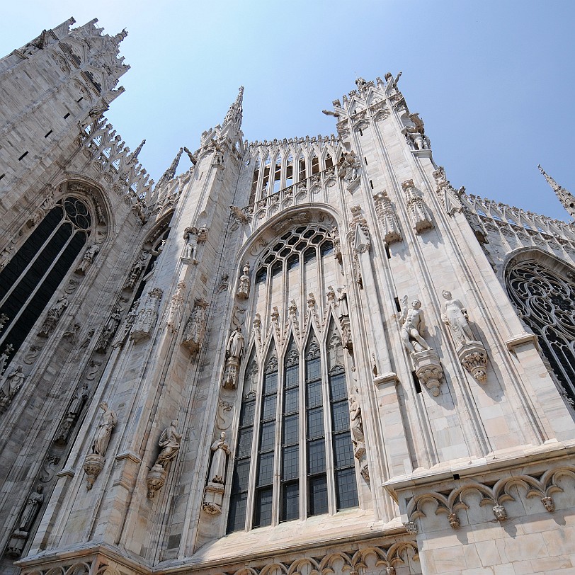 2013-07 Mailand [0169] Der Mailänder Dom, Duomo di Santa Maria Nascente (im lombardischen Dialekt Dom de Milan), ist eines der berühmtesten Bauwerke Italiens und Europas und die...