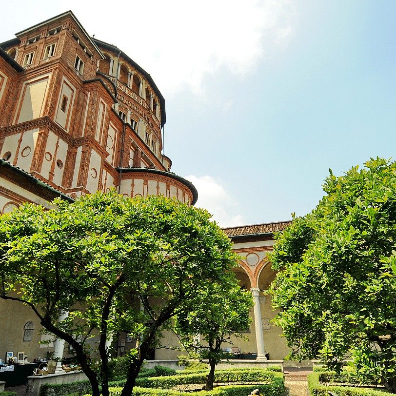 2013-07 Mailand [0281] Santa Maria delle Grazie ist eine Dominikanerkirche in Mailand. Die seit 1980 auf der Liste des Weltkulturerbe der UNESCO stehende Kirche ist insbesondere dafür...