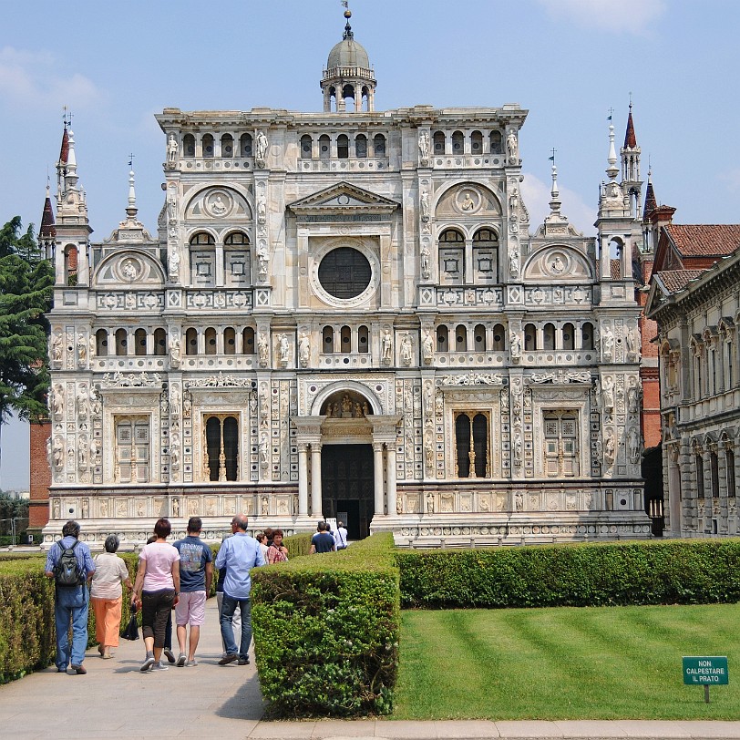 2013-07 Mailand [0337] Die Certosa di Pavia ist eine 9 km nördlich von Pavia gelegene, ursprünglich für den Kartäuserorden erbaute Klosteranlage. Sie gehört zu den bedeutendsten...