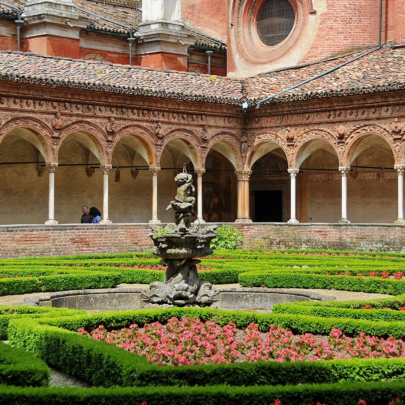 2013-07 Mailand [0347] Die Certosa di Pavia ist eine 9 km nördlich von Pavia gelegene, ursprünglich für den Kartäuserorden erbaute Klosteranlage. Sie gehört zu den bedeutendsten...