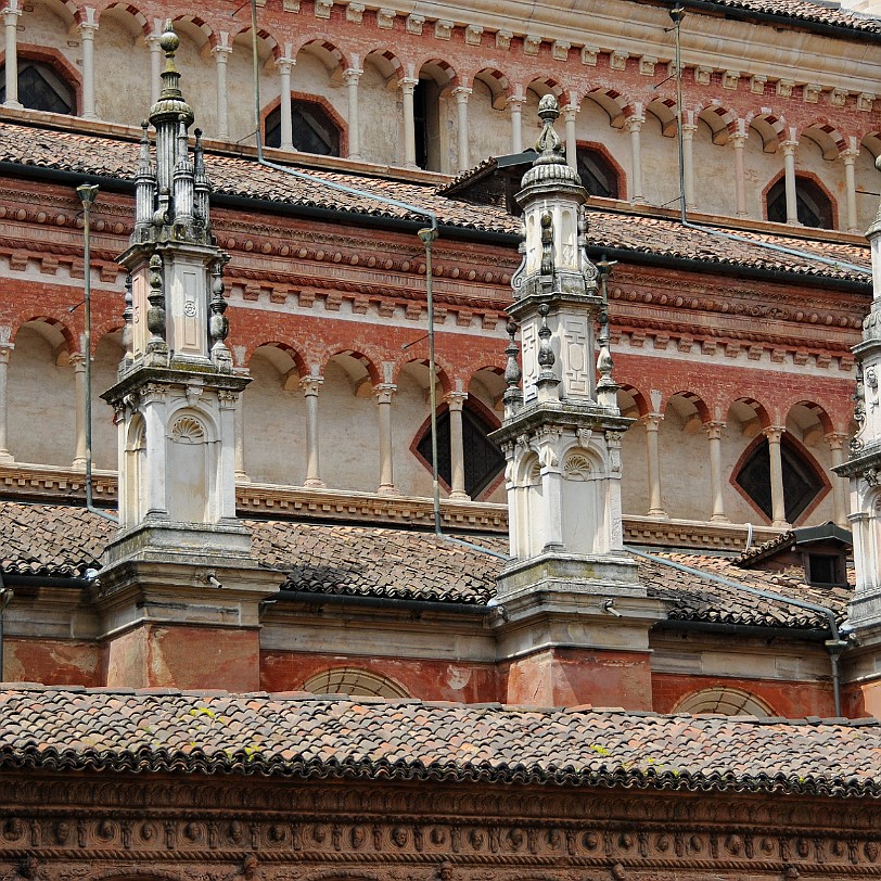 2013-07 Mailand [0349] Die Certosa di Pavia ist eine 9 km nördlich von Pavia gelegene, ursprünglich für den Kartäuserorden erbaute Klosteranlage. Sie gehört zu den bedeutendsten...