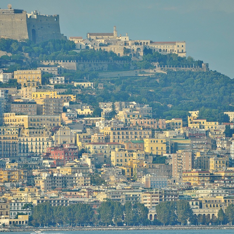 2014-10 Ischia [084] Ãberfahrt Neapel - Ischia