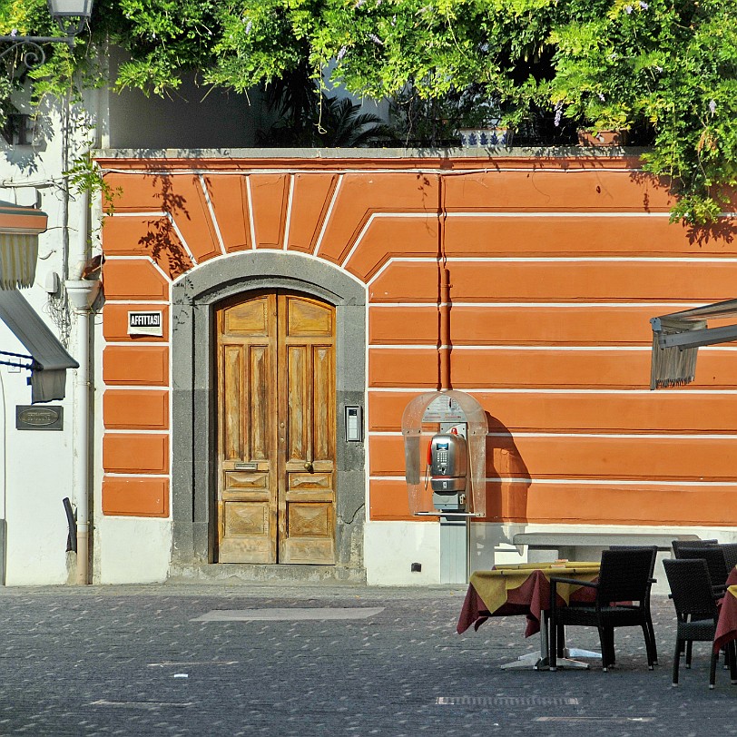 2014-10 Ischia [138] Ischia, Italien - Forio Forio ist eine italienische Gemeinde im Westen der Insel Ischia mit 17.625 Einwohnern (Stand 31. Dezember 2013) in der Provinz Neapel,...