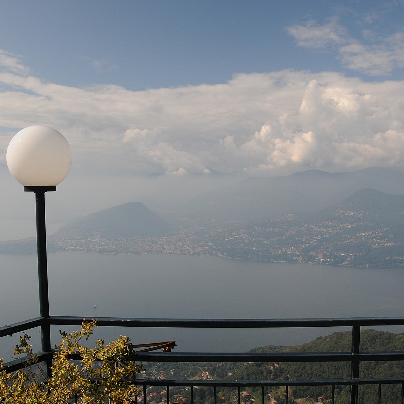 DSC_3859 Italien, Laveno-Mombello, Lago Maggiore, Sasso del Ferro