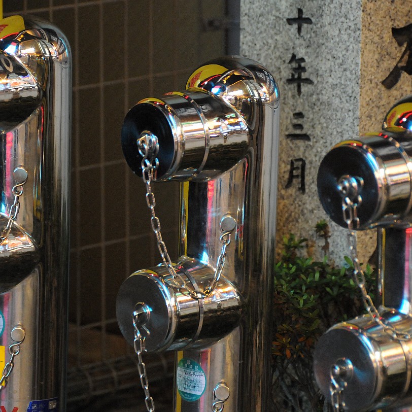 DSC_4004 Osaka - auf Hochglanz polierte Hydranten.