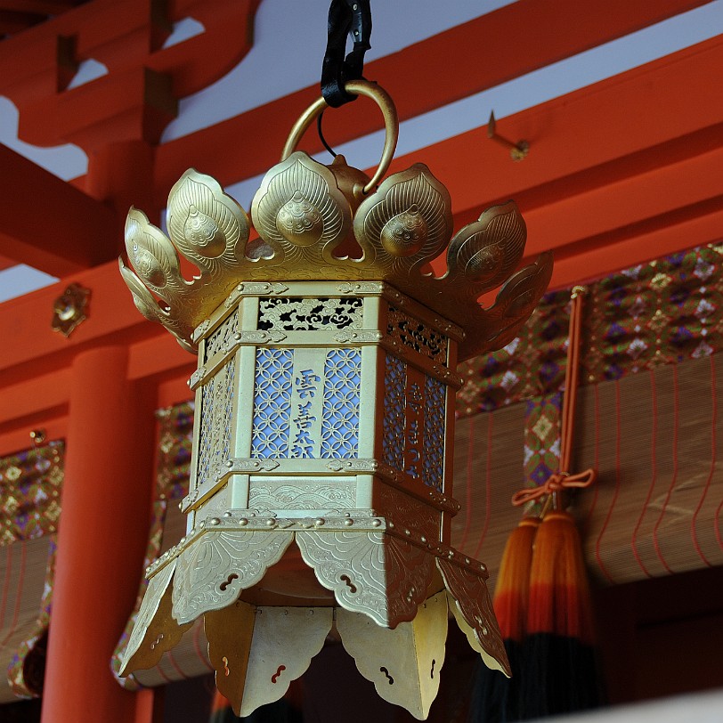 DSC_4562 Der Fushimi Inari-Taisha, auch bekannt unter dem Namen Oinari-san, ist ein Shinto-Schrein im Stadtbezirk Fushimi der Stadt Kyoto.
