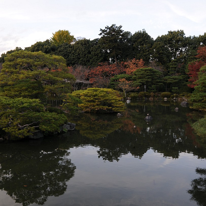 DSC_4904 Der Heian-jingu ist ein Shinto-Schrein im Stadtbezirk Sakyo der Stadt Kyoto.