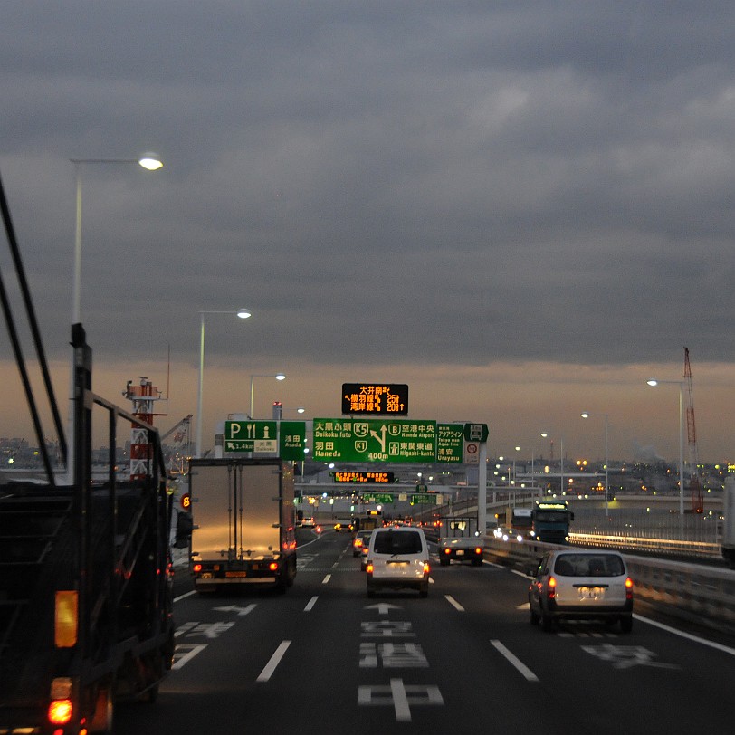 DSC_5762 Fahrt von Kamakura nach Tokio.