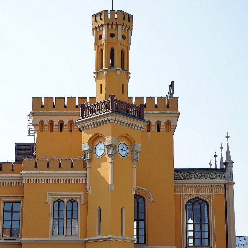 DSC03116 Der Bahnhof wurde in den Jahren 18551857 für die Oberschlesische Eisenbahn und die Breslau-Posen-Glogauer Eisenbahn erbaut, als Ersatz für den alten Bahnhof an...