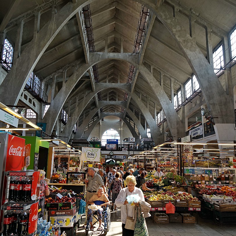 DSC03360 Die Markthalle (auch Markthalle Nr. 1, poln. Hala Targowa) in Breslau wurde zwischen 1906 und 1908 an der heutigen Ulica Piaskowa (dt. Sandstraße) erbaut.