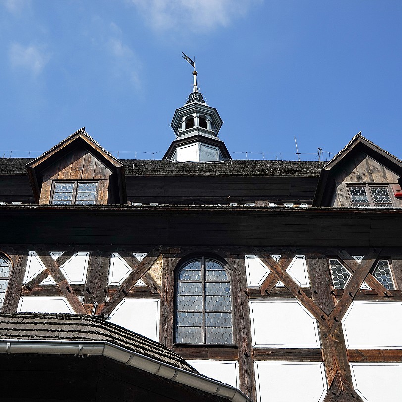 DSC03671 Die Altranstädter Konvention von 1707 brachte die Erlaubnis, Türme und Glocken hinzuzufügen. Daraufhin wurde im Jahr 1708 neben der Kirche ein Glockenturm...