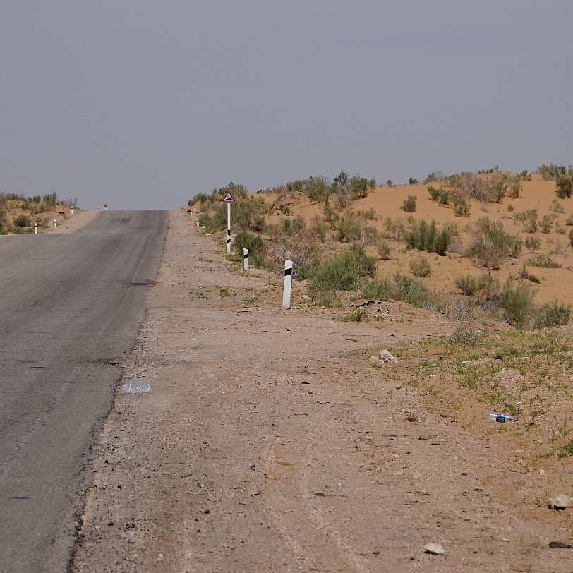 2012-05 Usbekistan [719] Usbekistan, von Buchara nach Chiva durch die Wüste Kizil-Kum