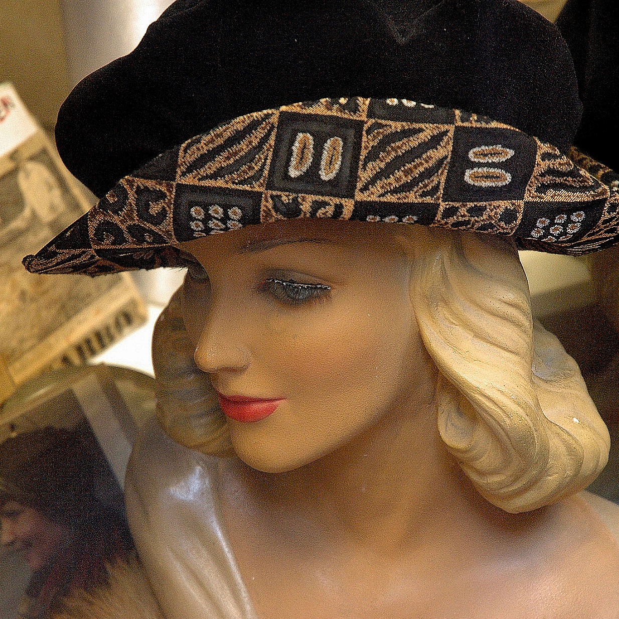 [GeoTagged] - DSC_4732 Schaufensterpuppe, Stockholm, Schweden, Riddarholm, Gamla Stan