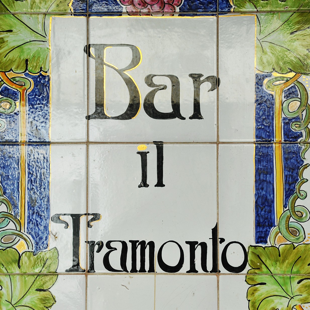 2014-10 Ischia [434] Ischia, Italien - Schilder, Signs, Typo